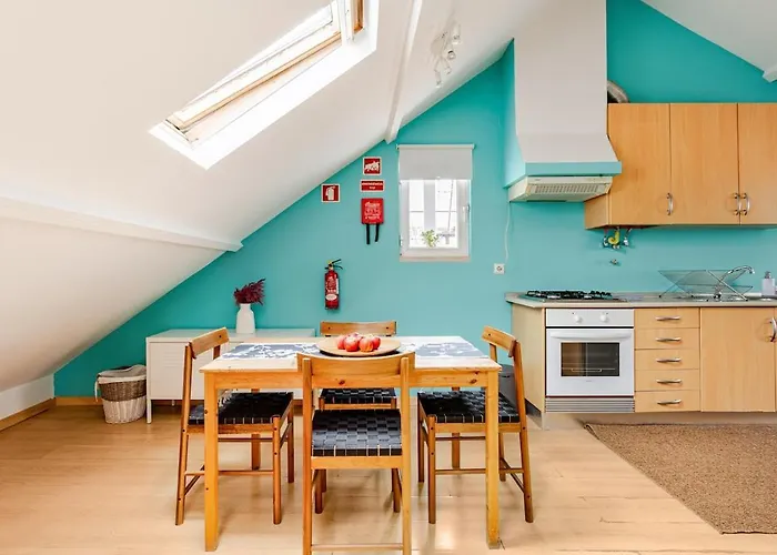 Trendy Loft In The Heart Of The City!